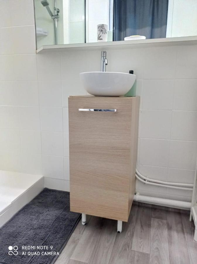 Appartement La Roseraie Parking Prive มากง ภายนอก รูปภาพ